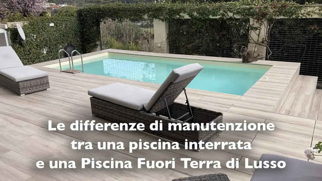 Piscina fuori terra di lusso e lettini prendisole su un deck di legno. Scopri quanto costa mantenere una piscina.