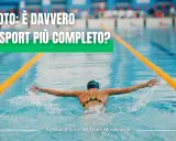 Atleta in piscina che nuota a farfalla, dimostrando perché il nuoto è uno sport completo.